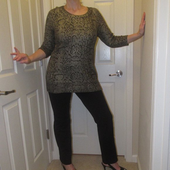 INC International Concepts Metallic Snake-Print Tunic Sweater ~ Size L - Picture 7 of 13